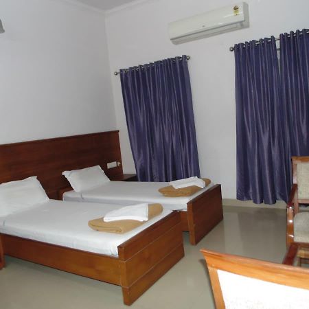 Premier House Thiruvananthapuram Ngoại thất bức ảnh