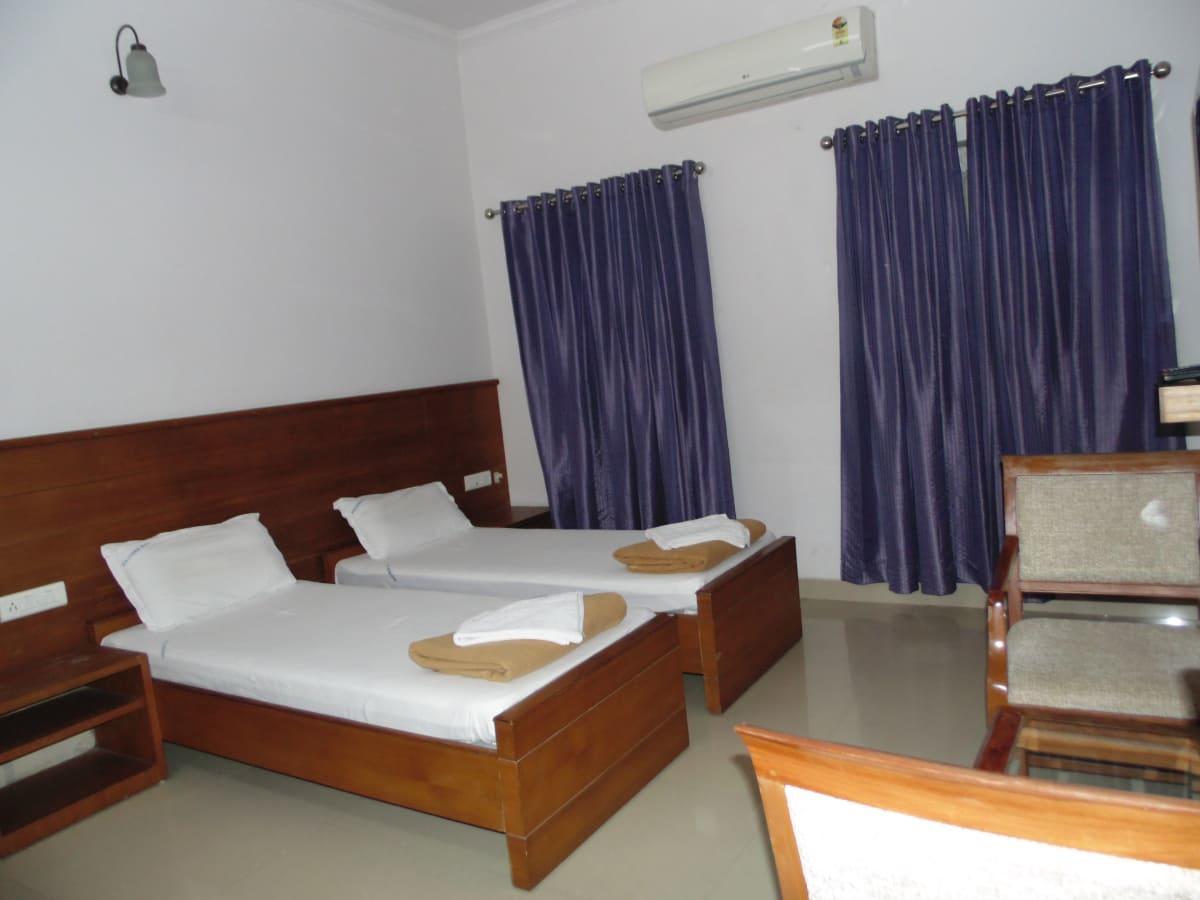 Premier House Thiruvananthapuram Ngoại thất bức ảnh